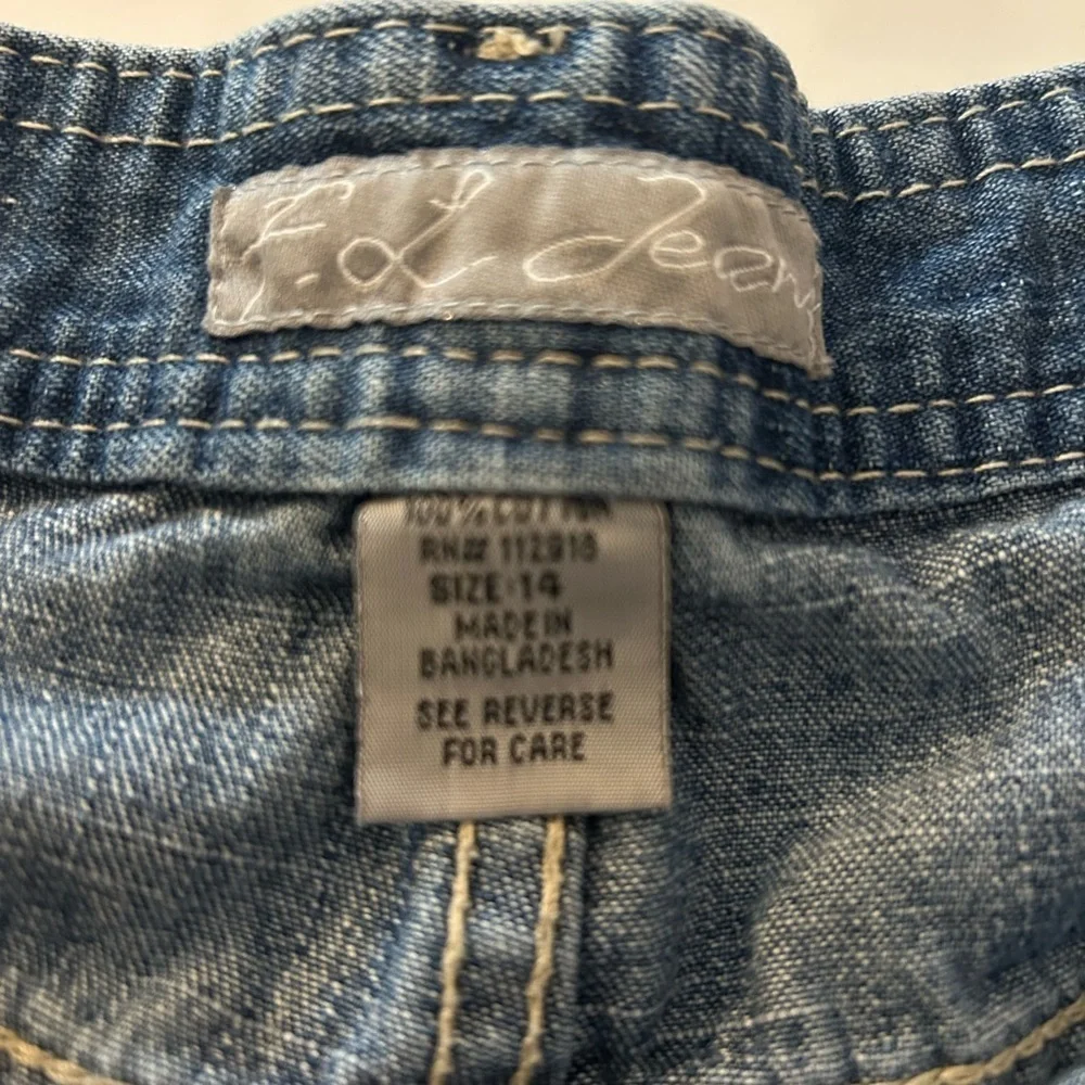 Classic Blue Denim Women's Shorts Size 14